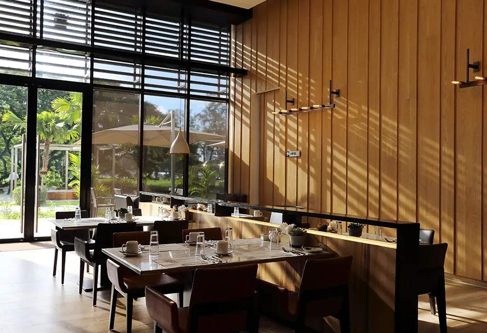 Midori Hotel 餐廳早餐用餐區