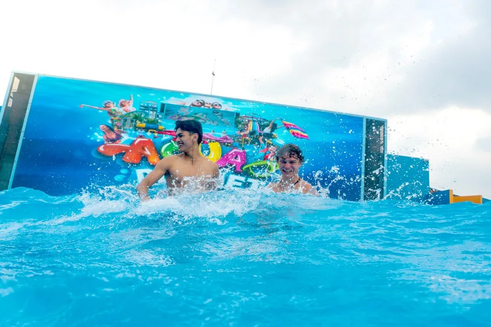 Aqua Planet 造浪池戲水