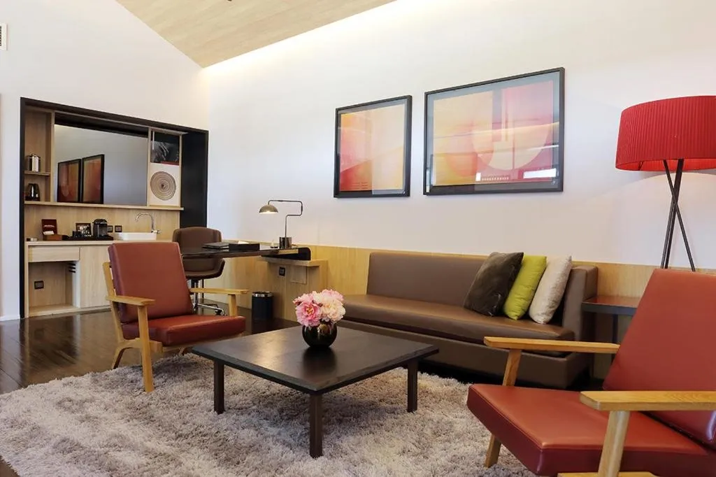 Midori Hotel 客房室內設計