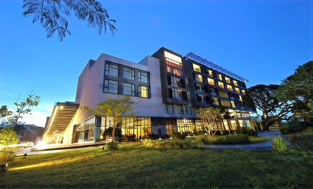 MIDORI CLARK HOTEL